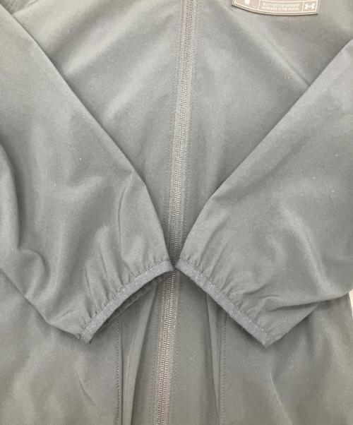 UNDER ARMOUR（アンダーアーマー）UNDER ARMOUR (アンダーアーマー) マウンテンパーカー ブラック サイズ:Mの古着・服飾アイテム