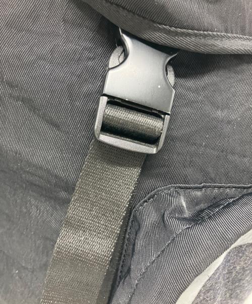 ARMANI EXCHANGE（アルマーニ エクスチェンジ）ARMANI EXCHANGE (アルマーニ エクスチェンジ) ARMANI EXCHANGE　リュック ブラックの古着・服飾アイテム