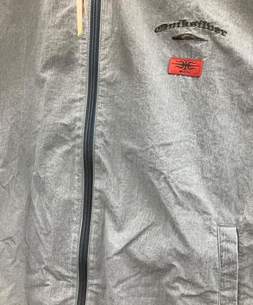 Quiksilver（クイックシルバー）Quiksilver (クイックシルバー) SURF SK8 JACKET インディゴ サイズ:L 未使用品の古着・服飾アイテム