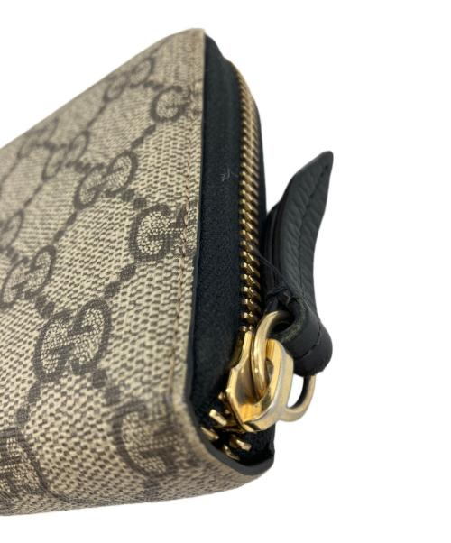GUCCI（グッチ）GUCCI (グッチ) GUCCI　GGマーモント　ラウンドファスナー財布 ブラック×ベージュの古着・服飾アイテム