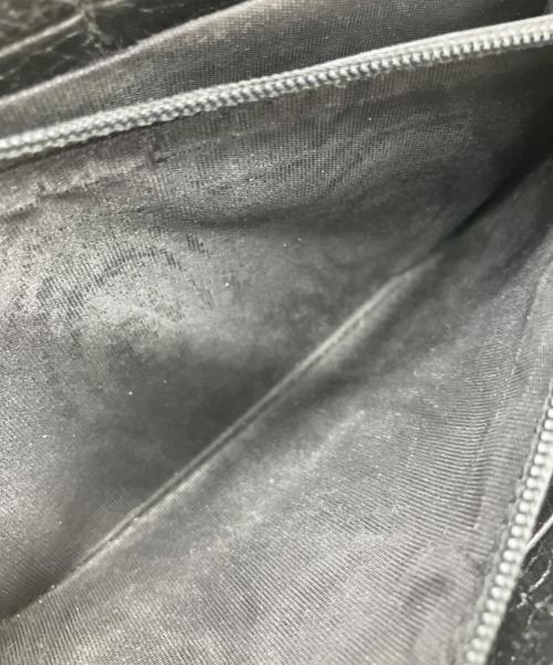 GUCCI（グッチ）GUCCI (グッチ) GUCCI　GGマーモント　ラウンドファスナー財布 ブラック×ベージュの古着・服飾アイテム