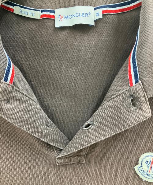 MONCLER（モンクレール）MONCLER (モンクレール) ポロシャツ ブラウン サイズ:Mの古着・服飾アイテム