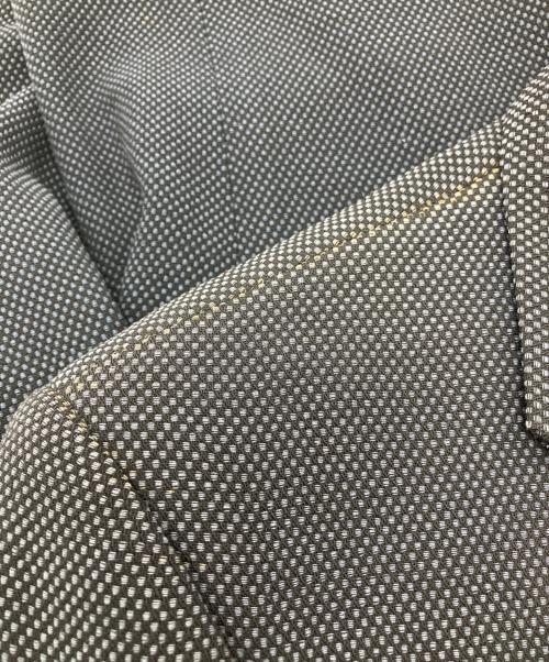 ARMANI COLLEZIONI（アルマーニ コレツィオーニ）ARMANI COLLEZIONI (アルマーニ コレツィオーニ) ウールノッチドラペル3Bジャケット ブラック サイズ:Sの古着・服飾アイテム