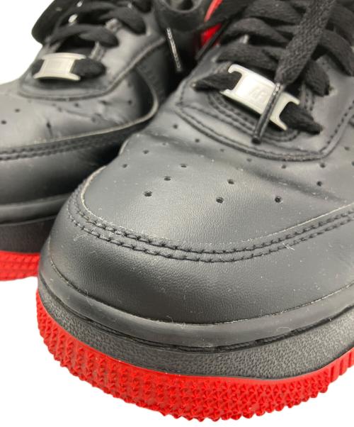 NIKE（ナイキ）NIKE (ナイキ) NIKE　AIR FORCE1　ローカットスニーカー ブラック×レッド サイズ:27ｃｍの古着・服飾アイテム
