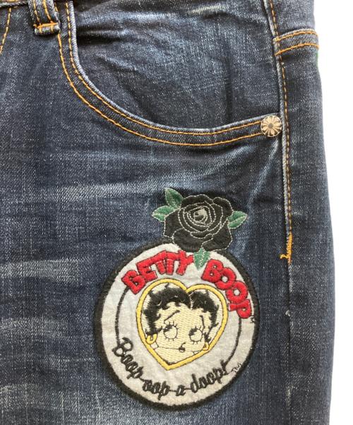 RED PEPPER（レッドペッパ）RED PEPPER (レッドペッパ) BETTY BOOP (ベティー・ブープ) デニムパンツ インディゴ サイズ:28の古着・服飾アイテム