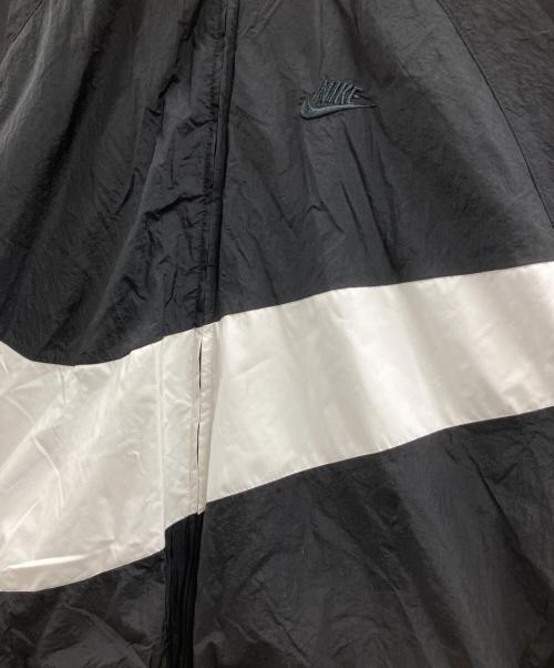 NIKE（ナイキ）NIKE (ナイキ) ナイロンジャケット ブラック×ホワイト サイズ:XLの古着・服飾アイテム