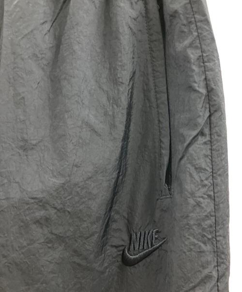 NIKE（ナイキ）NIKE (ナイキ) ナイロンパンツ ブラック×ホワイト サイズ:Mの古着・服飾アイテム