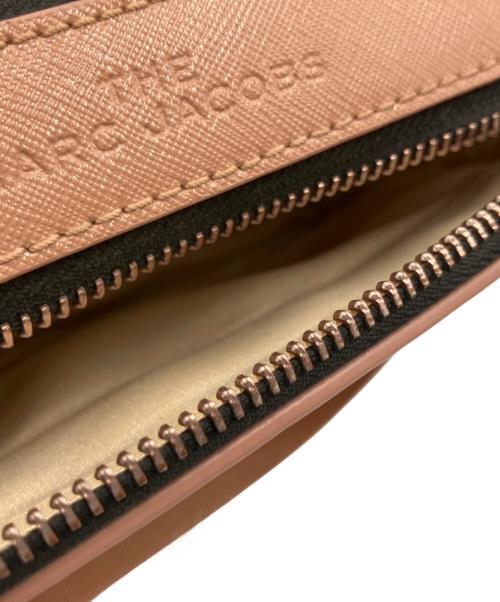 MARC JACOBS（マークジェイコブス）MARC JACOBS (マークジェイコブス) スナップショットショルダーバッグ ピンクの古着・服飾アイテム