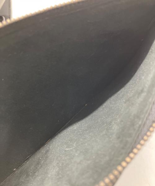 LOUIS VUITTON（ルイ ヴィトン）LOUIS VUITTON (ルイ ヴィトン) LOUIS VUITTON エピ ショルダーバッグ ブラックの古着・服飾アイテム