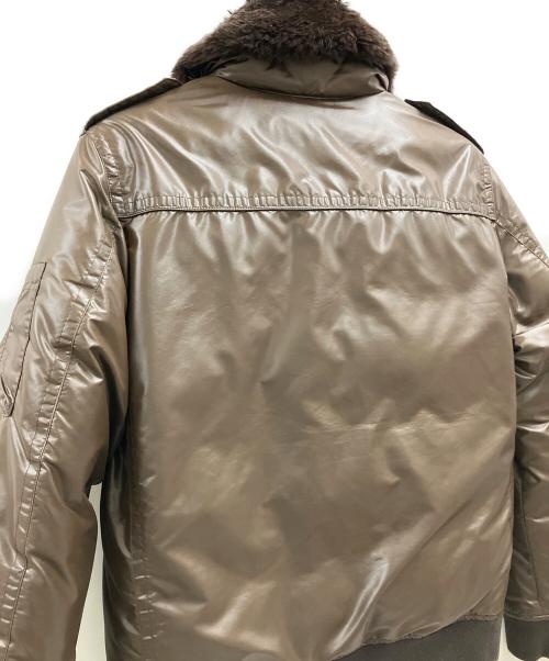 BURBERRY BLACK LABEL（バーバリーブラックレーベル）BURBERRY BLACK LABEL (バーバリーブラックレーベル) BURBERRY BLACK LABEL　ダウンジャケット ブラウン サイズ:Lの古着・服飾アイテム