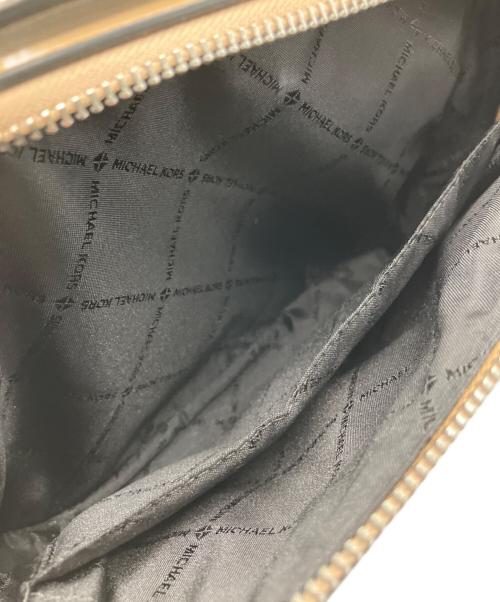 MICHAEL KORS（マイケルコース）MICHAEL KORS (マイケル・コース) MICHAEL KORS　ショルダーバッグ ベージュの古着・服飾アイテム