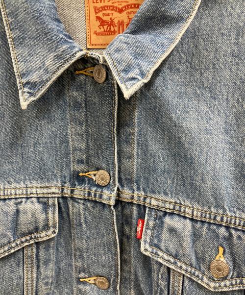 LEVI'S（リーバイス）LEVI'S (リーバイス) デニムジャケット インディゴ サイズ:Mの古着・服飾アイテム