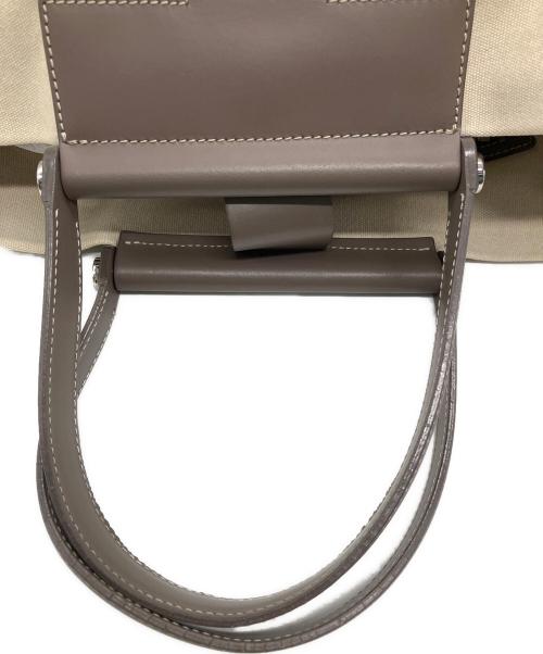 IACUCCI（イアクッチ）IACUCCI (イアクッチ) IACUCCI　SORBETTO　トートバッグ ベージュの古着・服飾アイテム