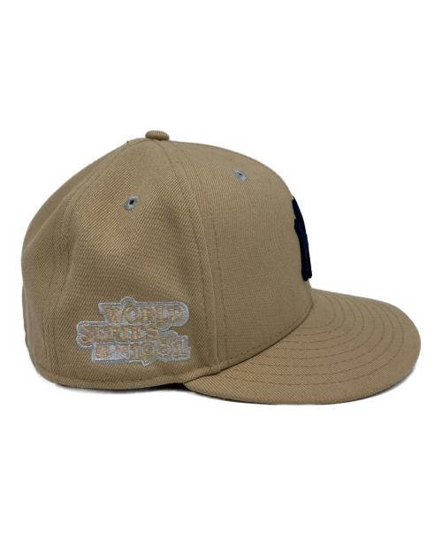 New Era（ニューエラ）New Era (ニューエラ) New Era　East VS West　キャップ ベージュ×パープルの古着・服飾アイテム