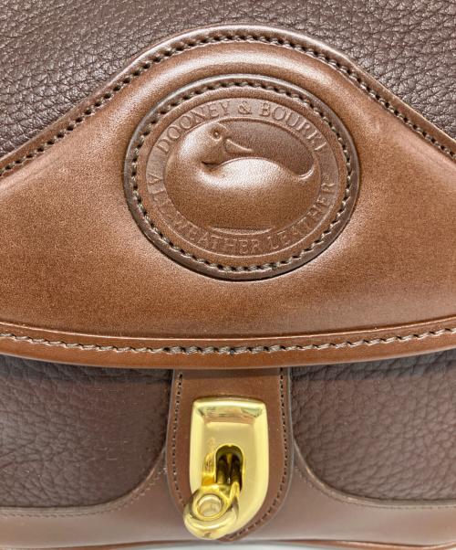 DOONEY&BOURKE（ドゥーニーアンドバーク）DOONEY&BOURKE (ドゥーニーアンドバーク) DOONEY&BOURKE　ショルダーバッグ ブラウンの古着・服飾アイテム