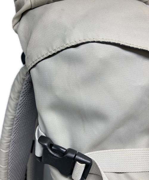 THE NORTH FACE（ザ ノース フェイス）THE NORTH FACE (ザ ノース フェイス) THE NORTH FACE　バックパック グレーの古着・服飾アイテム