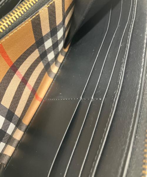 BURBERRY（バーバリー）BURBERRY (バーバリー) BURBERRY　ラウンドファスナー財布 ブラウンの古着・服飾アイテム