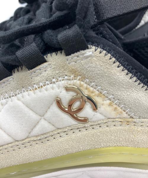 CHANEL（シャネル）CHANEL (シャネル) CHANEL　スニーカー ホワイト×アイボリー サイズ:37の古着・服飾アイテム
