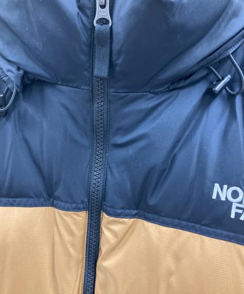 THE NORTH FACE（ザ ノース フェイス）THE NORTH FACE (ザ ノース フェイス) NUPTSE JACKET ブラウン×ブラック サイズ:XXL 未使用品の古着・服飾アイテム