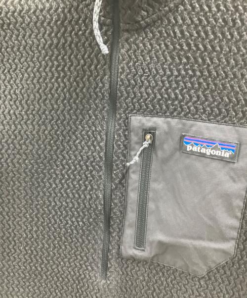 Patagonia（パタゴニア）Patagonia (パタゴニア) R1テックフェイス・ジャケット ブラック サイズ:Sの古着・服飾アイテム