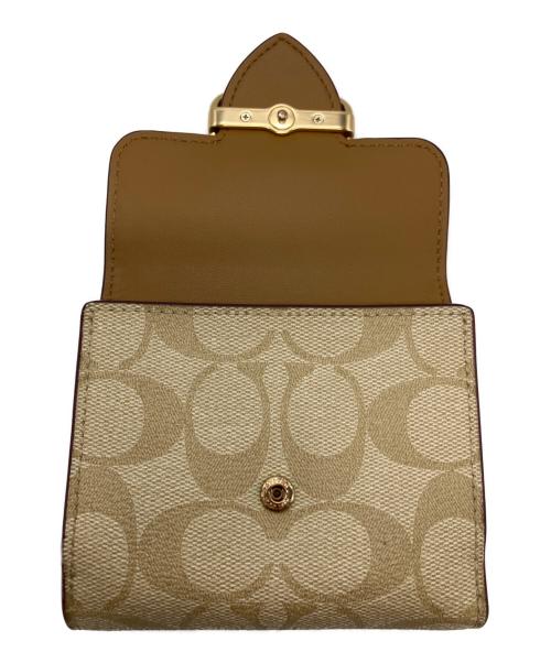 COACH（コーチ）COACH (コーチ) COACH　2つ折り財布 ピンクベージュの古着・服飾アイテム