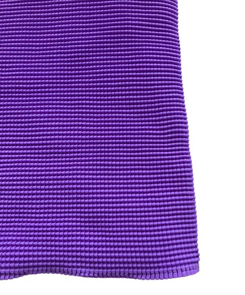 me ISSEY MIYAKE（ミーイッセイ ミヤケ）me ISSEY MIYAKE (ミーイッセイ ミヤケ) ボックスプリーツノースリーブカットソー パープル サイズ:FREEの古着・服飾アイテム