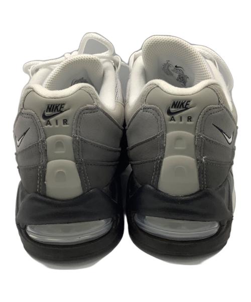 NIKE（ナイキ）NIKE (ナイキ) NIKE AIR MAX95 グレー サイズ:24ｃｍの古着・服飾アイテム