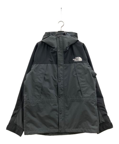 THE NORTH FACE（ザ ノース フェイス）THE NORTH FACE (ザ ノース フェイス) Mountain Light Jacket グレー×ブラック サイズ:XLの古着・服飾アイテム