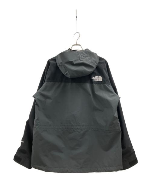 THE NORTH FACE（ザ ノース フェイス）THE NORTH FACE (ザ ノース フェイス) Mountain Light Jacket グレー×ブラック サイズ:XLの古着・服飾アイテム