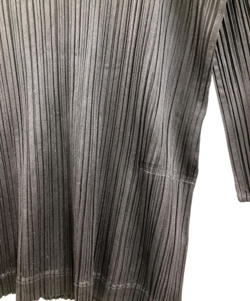 PLEATS PLEASE（プリーツプリーズ）PLEATS PLEASE (プリーツプリーズ) PLEATS PLEASE　長袖カットソー ブラック サイズ:4の古着・服飾アイテム