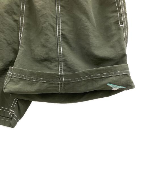 Quiksilver（クイックシルバー）Quiksilver (クイックシルバー) DOG TOWN (ドッグ タウン) DTQS NYLON SHORTS カーキ サイズ:M 未使用品の古着・服飾アイテム