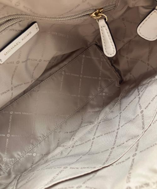 MICHAEL KORS（マイケルコース）MICHAEL KORS (マイケルコース) MICHAEL KORS　ショルダーバッグ ホワイトの古着・服飾アイテム