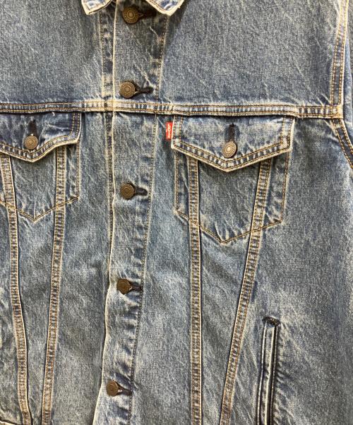 LEVI'S（リーバイス）LEVI'S (リーバイス) トラッカージャケット インディゴ サイズ:Lの古着・服飾アイテム