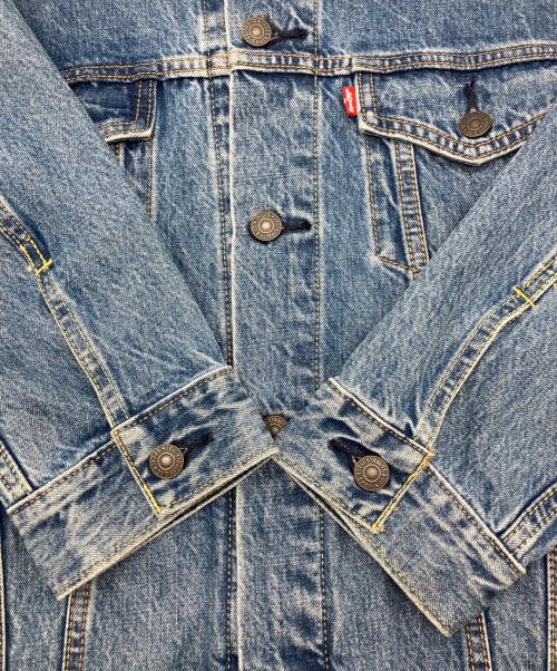 LEVI'S（リーバイス）LEVI'S (リーバイス) トラッカージャケット インディゴ サイズ:Lの古着・服飾アイテム
