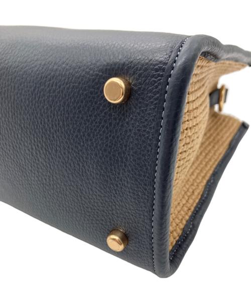 COACH（コーチ）COACH (コーチ) デンプシー キャリーオール ウィズ コーチ パッチ ナチュラル×ネイビーの古着・服飾アイテム