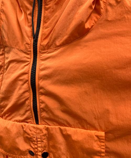 C.P COMPANY（シーピーカンパニー）C.P COMPANY (シーピーカンパニー) GOGGLE JACKET オレンジ サイズ:46の古着・服飾アイテム