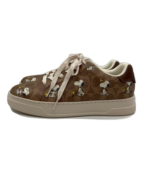 COACH（コーチ）COACH (コーチ) PEANUTS (ピーナッツ) COACH 	PEANUTS スニーカー ベージュ サイズ:25.5㎝の古着・服飾アイテム