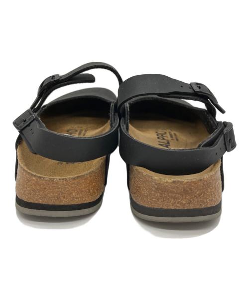 BIRKENSTOCK（ビルケンシュトック）BIRKENSTOCK (ビルケンシュトック) BIRKENSTOCK　サンダル ブラック サイズ:24.5㎝の古着・服飾アイテム