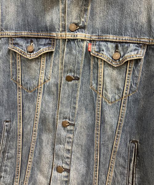 LEVI'S（リーバイス）LEVI'S (リーバイス) デニムトラッカージャケット インディゴ サイズ:Lの古着・服飾アイテム
