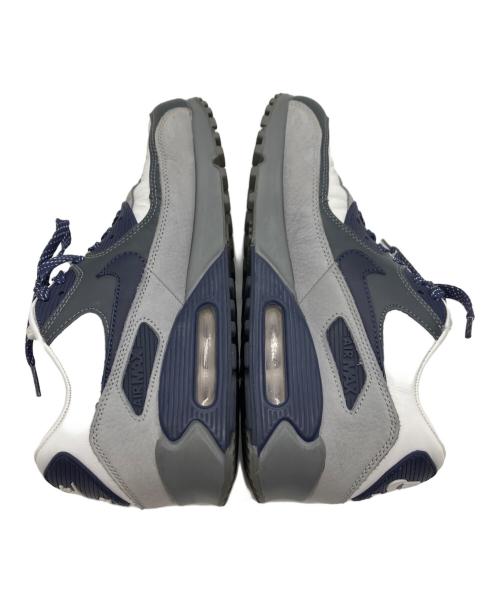 NIKE（ナイキ）NIKE (ナイキ) NIKE　スニーカー ホワイト×ネイビー サイズ:26.5㎝の古着・服飾アイテム