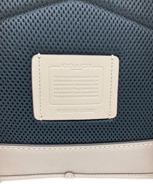 COACH（コーチ）COACH (コーチ) COACH　リュック ベージュ×ネイビーの古着・服飾アイテム
