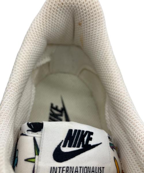 NIKE（ナイキ）NIKE (ナイキ) NIKE　INTERNATIONALIST QS　ローカットスニーカー アイボリー サイズ:27.5㎝の古着・服飾アイテム