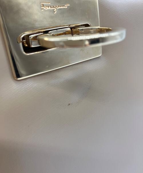 Salvatore Ferragamo（サルヴァトーレ フェラガモ）Salvatore Ferragamo (サルヴァトーレ フェラガモ) Salvatore Ferragamo　チェーンショルダーバッグ ベージュの古着・服飾アイテム