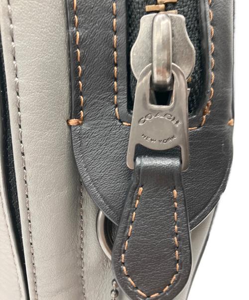 COACH（コーチ）COACH (コーチ) COACH　ボディバッグ グレー×ブラックの古着・服飾アイテム
