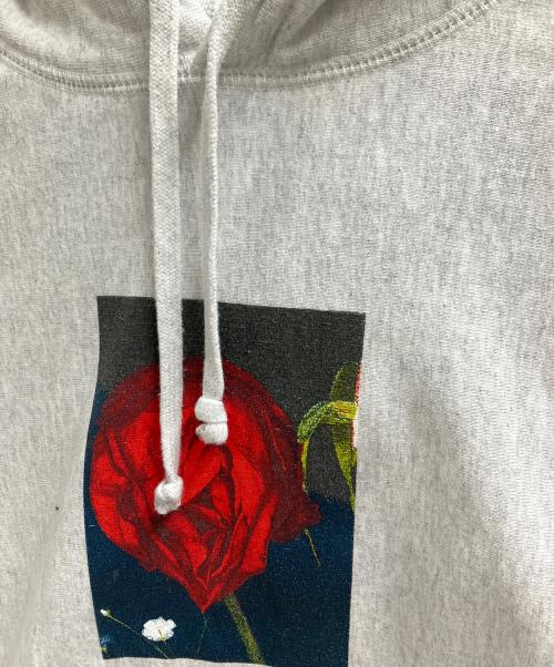 SUPREME（シュプリーム）Supreme (シュプリーム) Araki Rose Hooded Sweatshirt ライトグレー サイズ:Sの古着・服飾アイテム