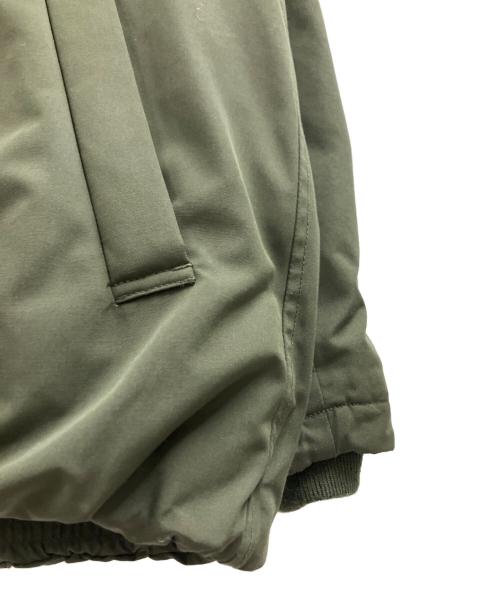 AVIREX（アヴィレックス）AVIREX (アヴィレックス) ミリタリーファンクションダウンジャケット オリーブ サイズ:Mの古着・服飾アイテム