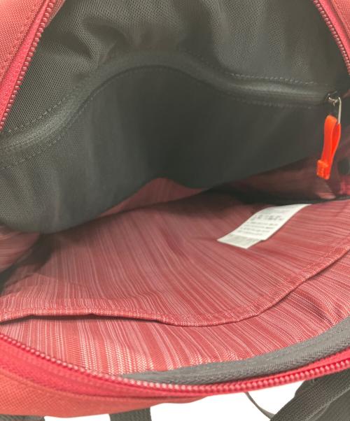 ARC'TERYX（アークテリクス）ARC'TERYX (アークテリクス) ARC'TERYX ショルダーバッグ ワインレッドの古着・服飾アイテム