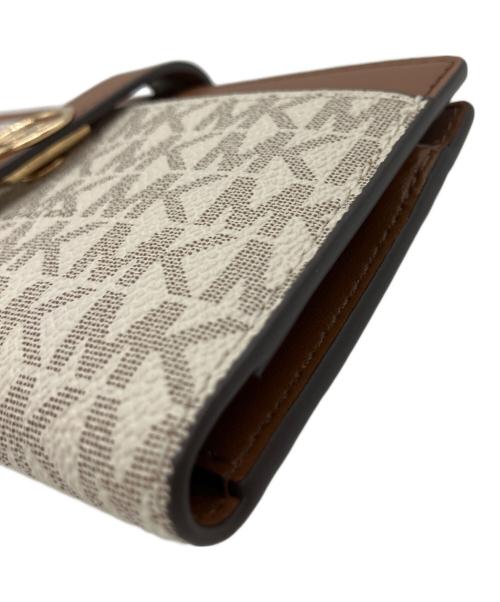 MICHAEL KORS（マイケルコース）MICHAEL KORS (マイケルコース) MICHAEL KORS　2つ折り財布 ベージュ×ブラウンの古着・服飾アイテム