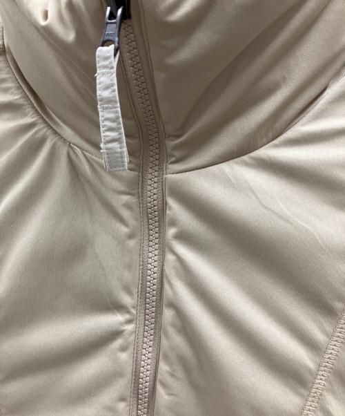 Columbia（コロンビア）Columbia (コロンビア) リバーシブルジャケット ベージュ サイズ:Lの古着・服飾アイテム