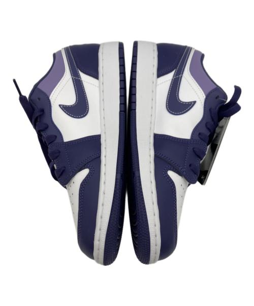 NIKE（ナイキ）NIKE (ナイキ) NIKE　ローカットスニーカー パープル×ホワイト サイズ:24.5㎝ 未使用品の古着・服飾アイテム